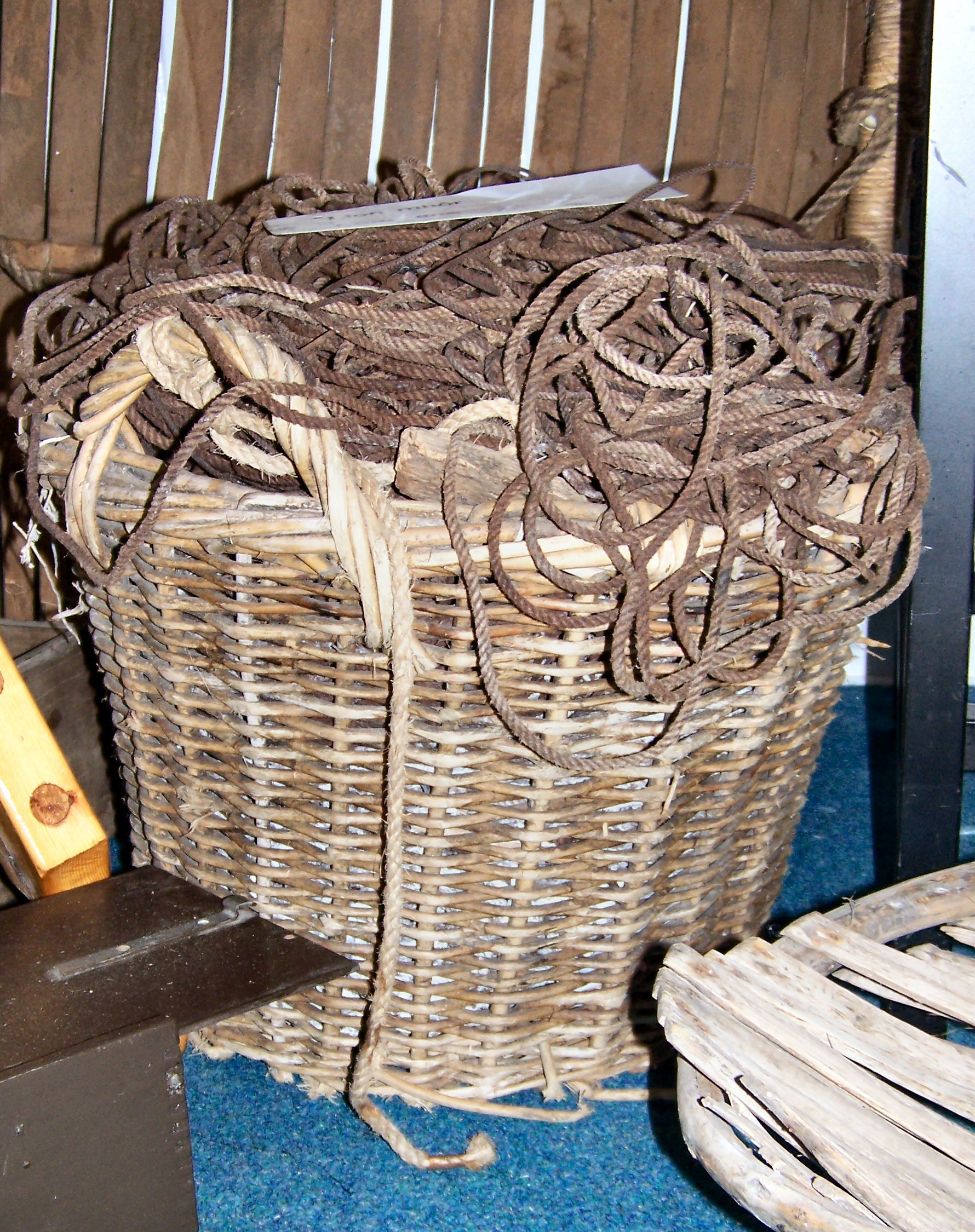 Great Line Basket with cork. Ness, Lewis